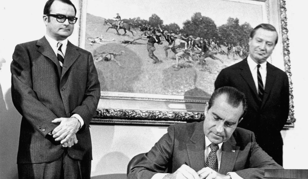 photo: Pres Nixon signing the Clean Air Act.